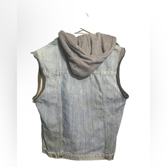 21Men Size Medium Sleeveless Denim Jean Jacket - Picture 2 of 4